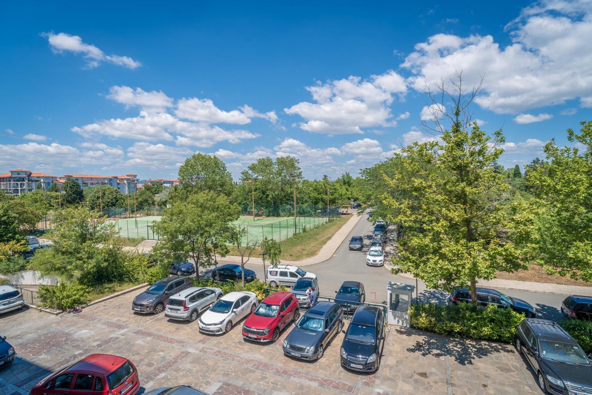 Спа Апартаменти За Гости Затворен Комплекс Емералд Rawda Exterior foto